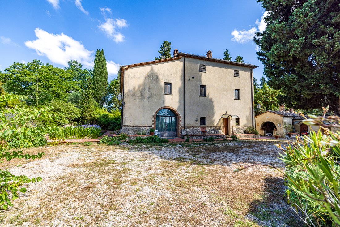 Villa in Sarteano, Tuscany, Italy 4 - 14943747