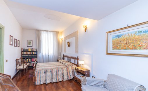 Castle for Sale in Tivoli, Lazio, Italy