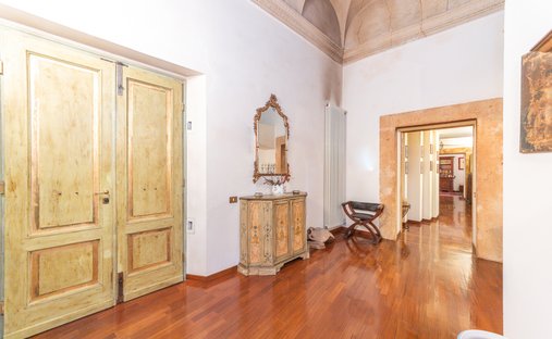 Castle for Sale in Tivoli, Lazio, Italy