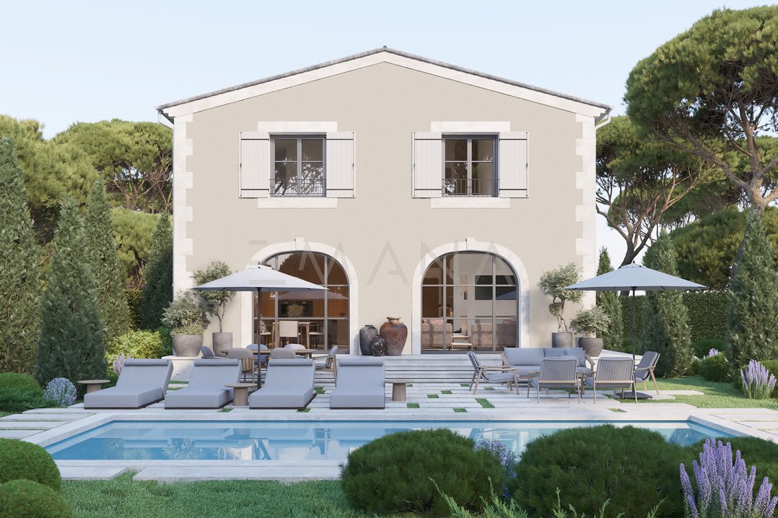 Villa in Eygalières, Provence-Alpes-Côte d'Azur, France 2 - 14946070