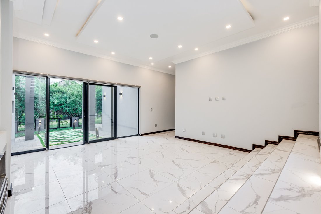 House in Riverglen, Gauteng, South Africa 5 - 14945840