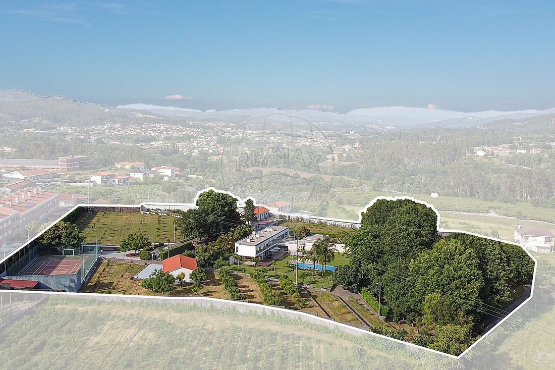 Andere in Briteiros Santo Estevao e Donim, Braga, Portugal 1 - 14944463