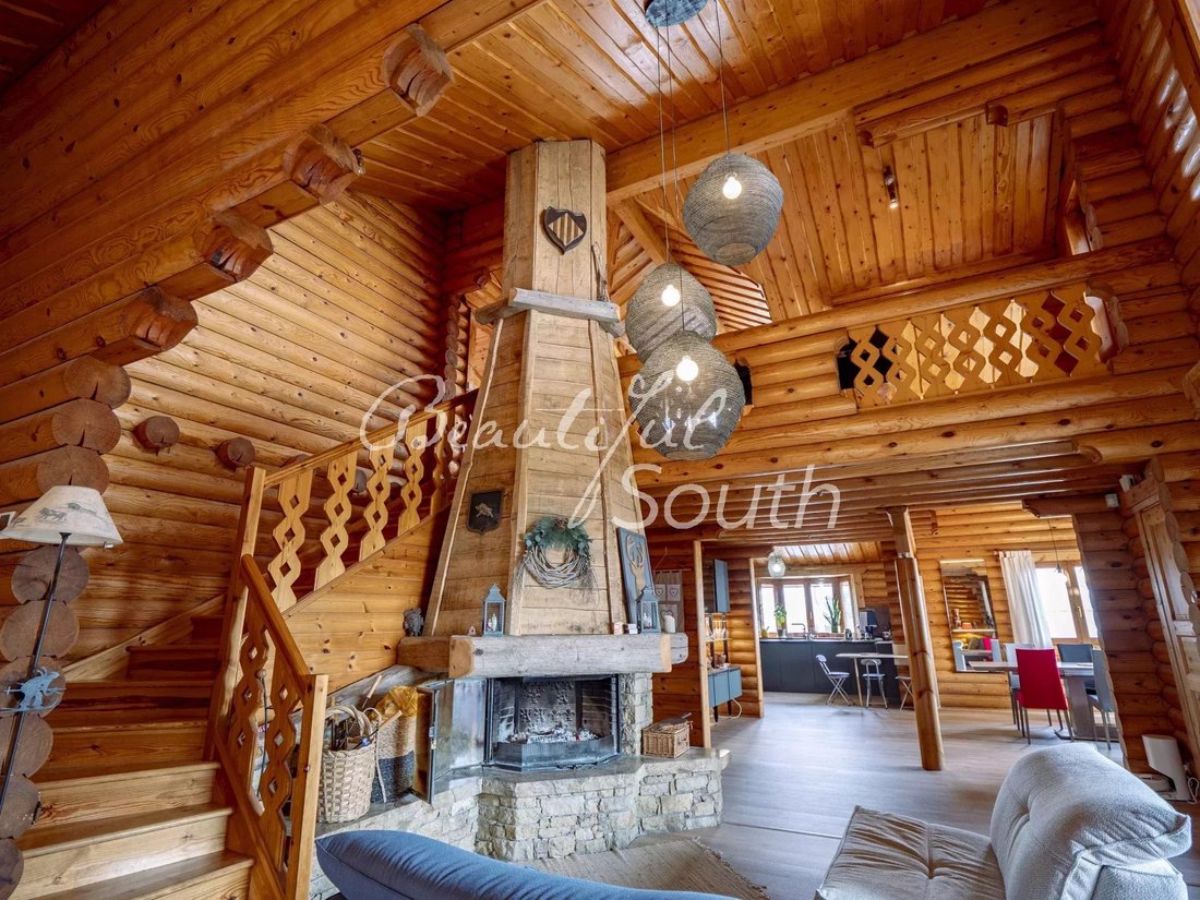 Chalet in Font-Romeu-Odeillo-Via, Occitania, France 1 - 14931388