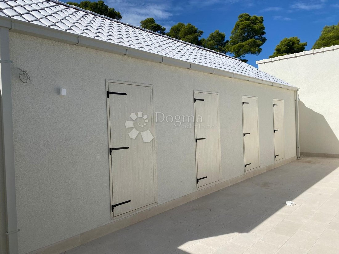 House in Bobovisca, Split-Dalmatia County, Croatia 1 - 14945095