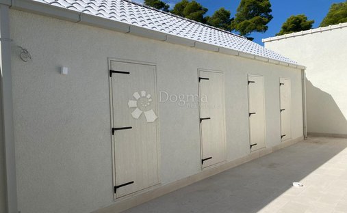 House in Bobovisca, Split-Dalmatia County, Croatia 1