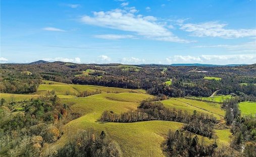 Terrain à Traphill, Caroline du Nord, États-Unis 1