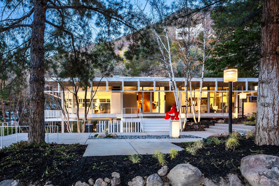 House in Holladay, Utah, United States 2 - 14943916