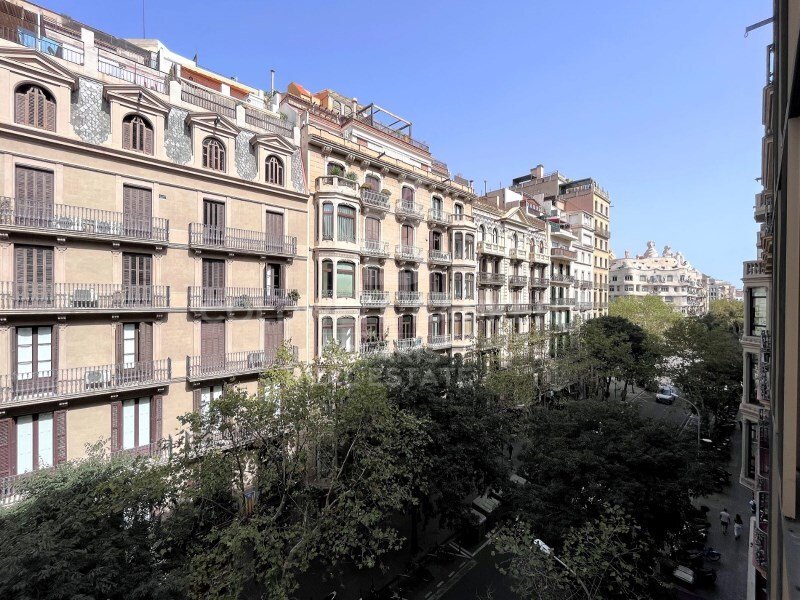 Apartment in Eixample, Barcelona, Spain 1 - 14944360