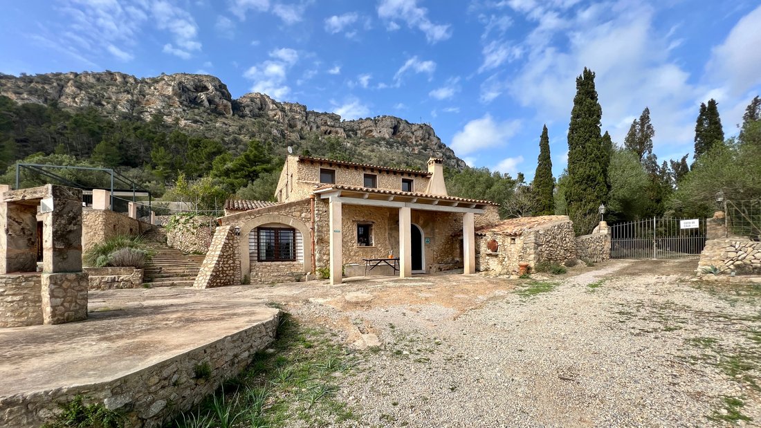 Finca in Llucmajor, Balearic Islands, Spain 1 - 14944543