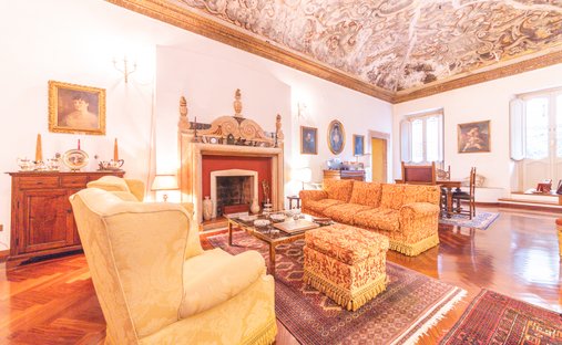 Castle for Sale in Tivoli, Lazio, Italy