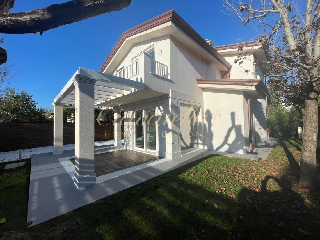 Villa in Center, Forte dei Marmi, Tuscany 4 - 14900094