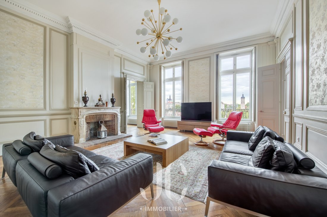 Apartment in Cordeliers-Célestins-Bourse, Lyon 2e Arrondissement, Lyon 1 - 14944535