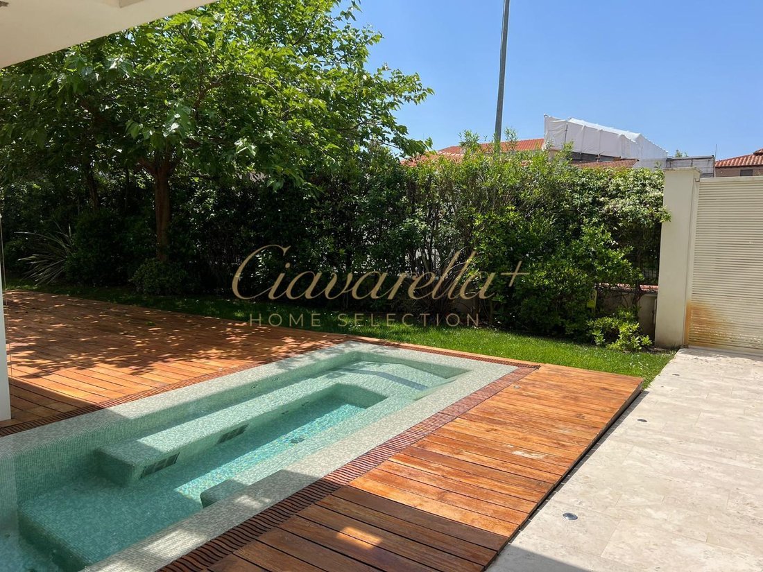 Villa in Center, Forte dei Marmi, Tuscany 4 - 14295512