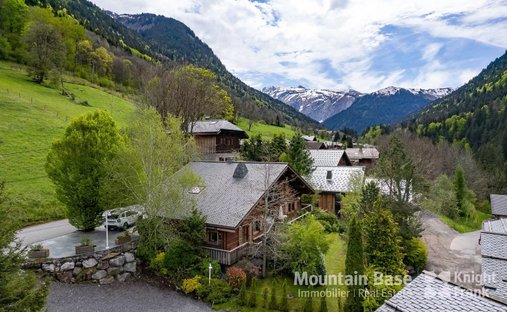 House in Morzine, Auvergne-Rhône-Alpes, France 1