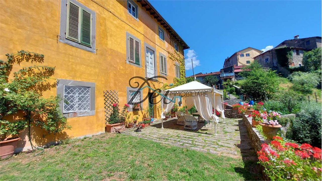 Villa in Coreglia Antelminelli, Tuscany, Italy 3 - 14945385