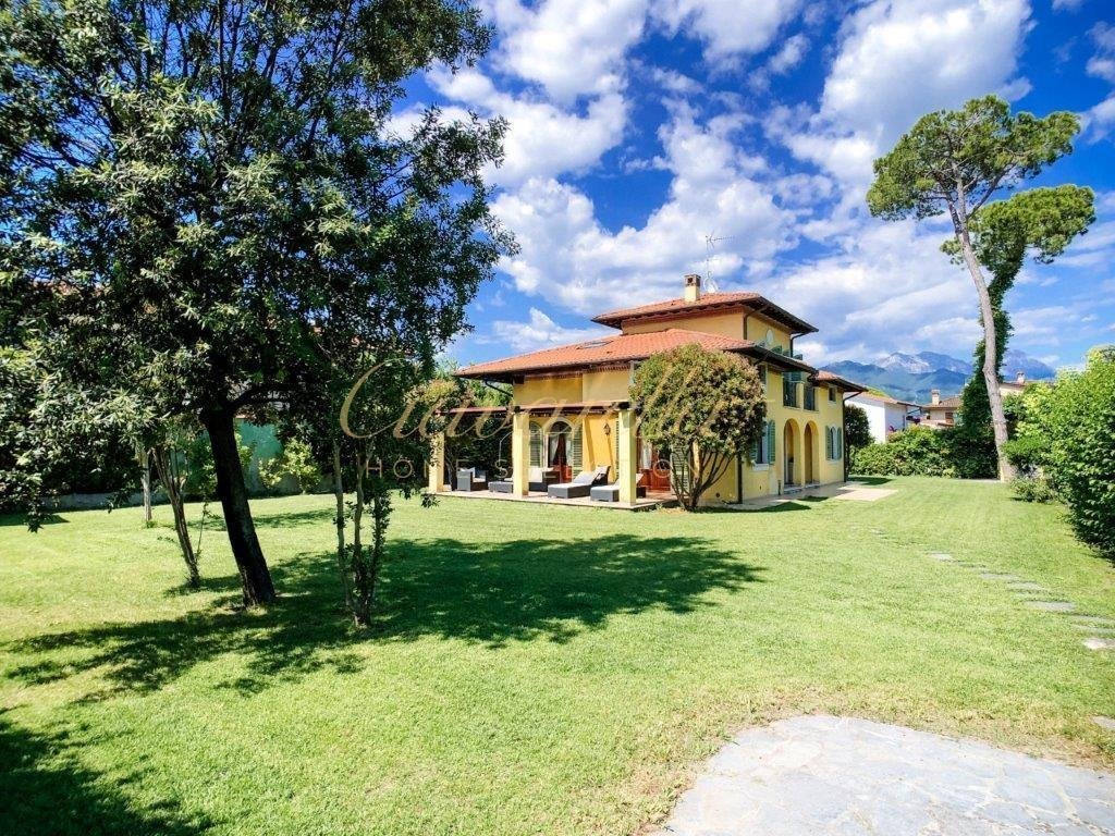 Villa in Center, Forte dei Marmi, Tuscany 2 - 14581603