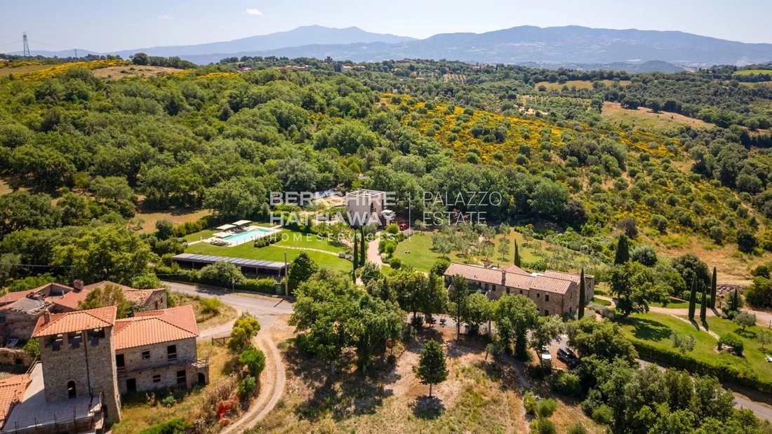 Estate in Cinigiano, Tuscany, Italy 4 - 14916987