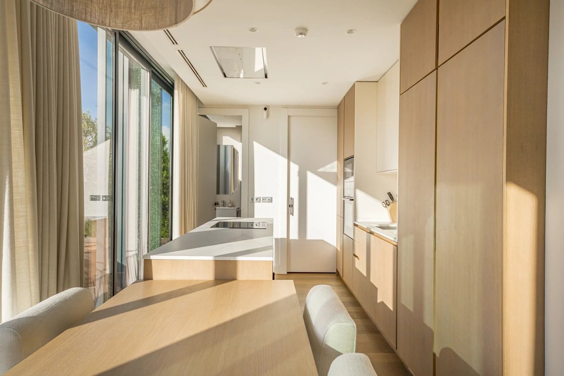 Apartment in Barrio Salamanca, Community of Madrid, Spain 5 - 14906386