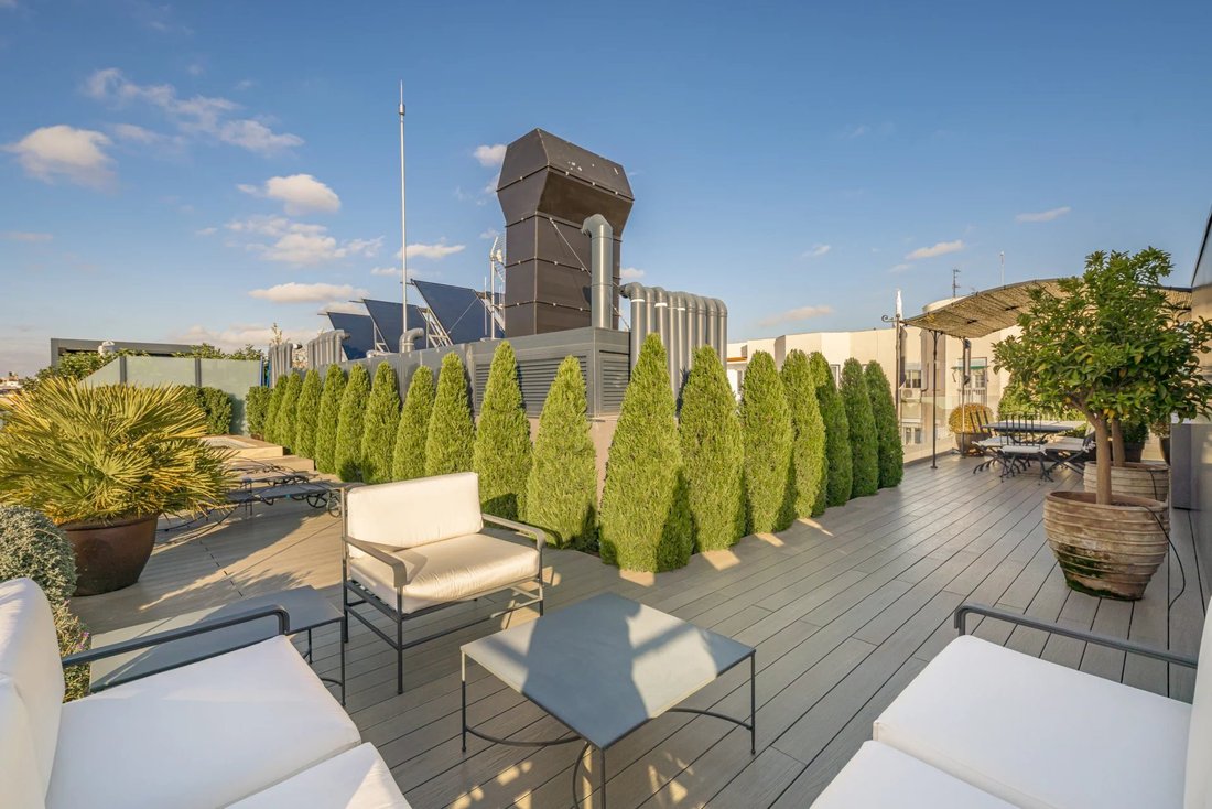 Apartment in Barrio Salamanca, Community of Madrid, Spain 3 - 14906386