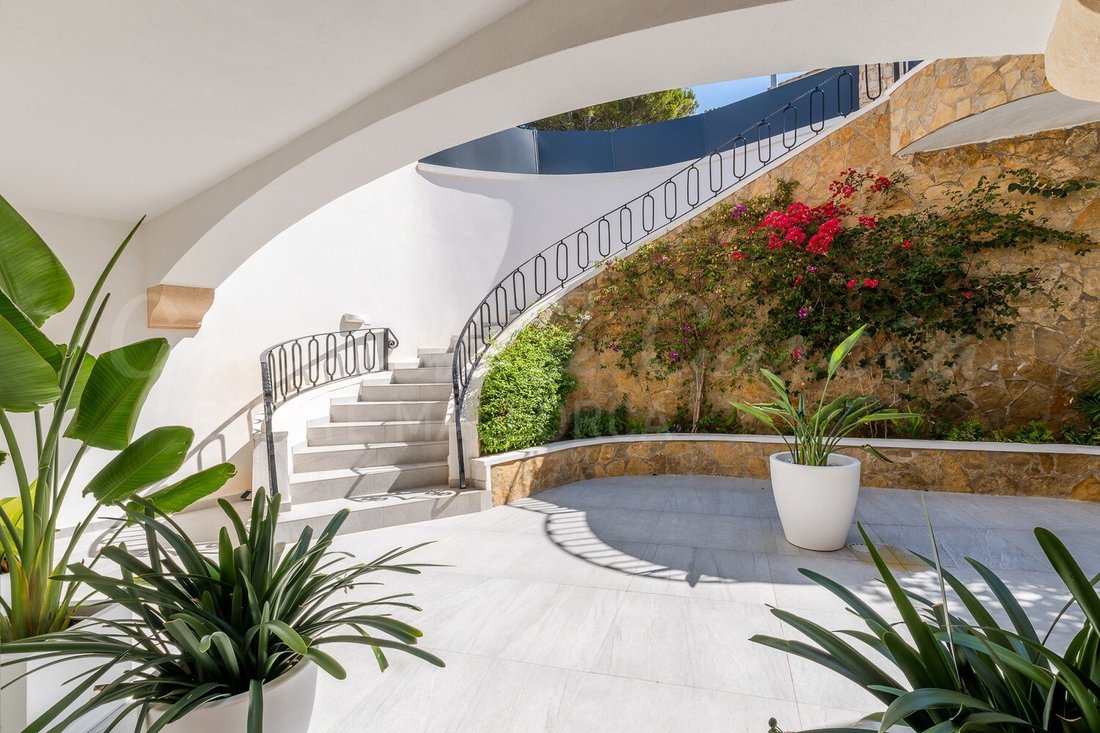 Villa in Camp de Mar, Mallorca, Andratx, Balearic Islands 4 - 14947170