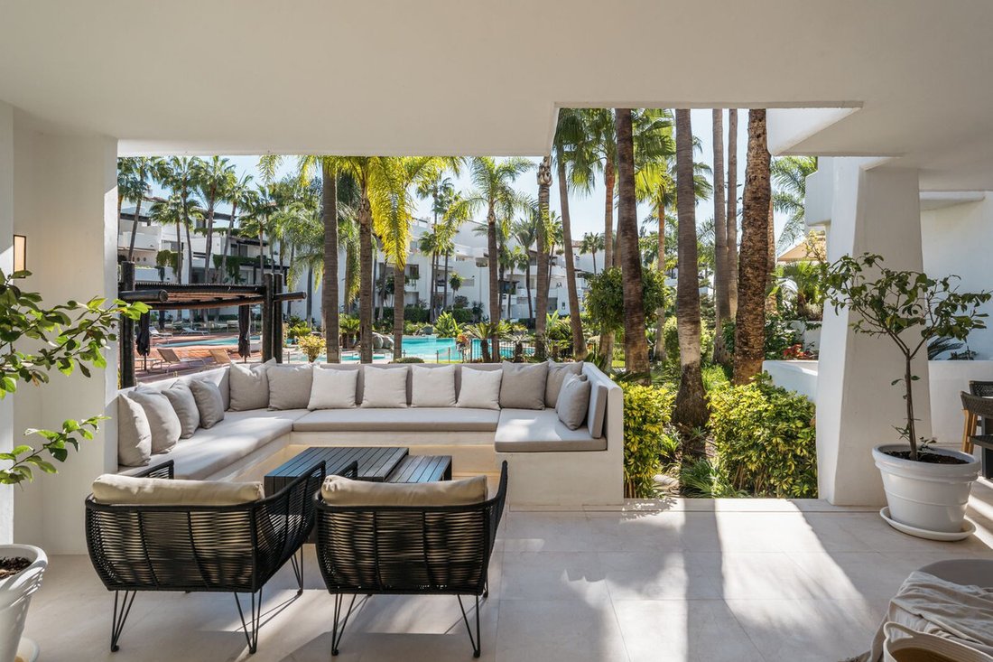 Apartment in Puerto Banus, Marbella, Spain 1 - 14948362