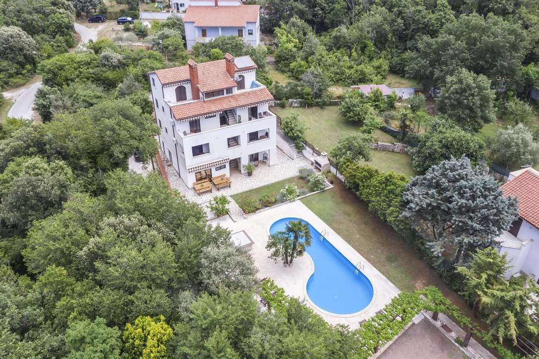 Villa in Banjole, Istria County, Croatia 2 - 14949332