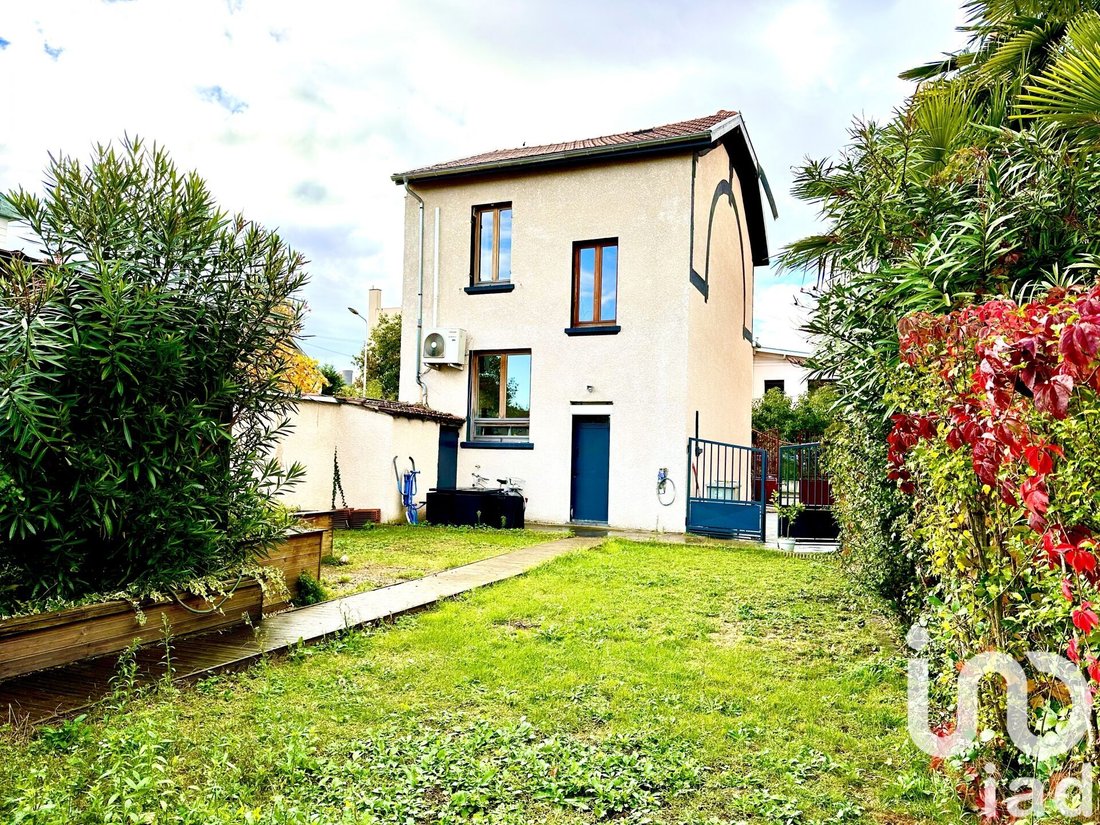 Vente Maison De Ville 4 Pièces In Lyon Auvergne Rhône Alpes France