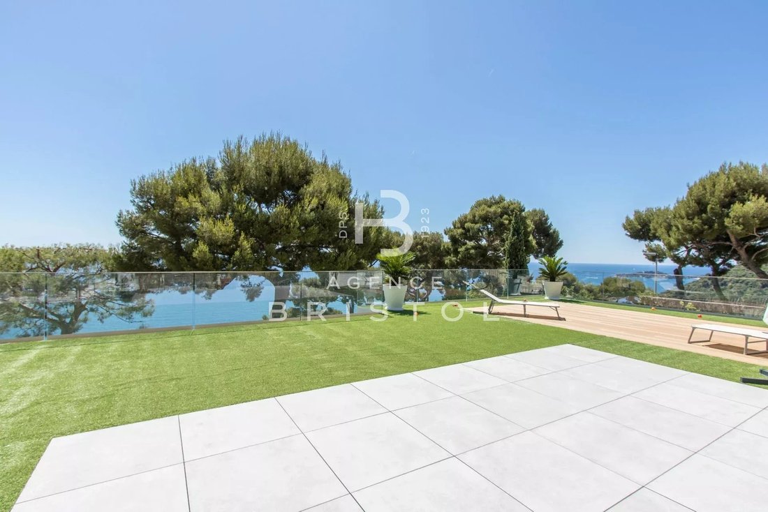 Villa in Èze, Provence-Alpes-Côte d'Azur, France 5 - 14531015