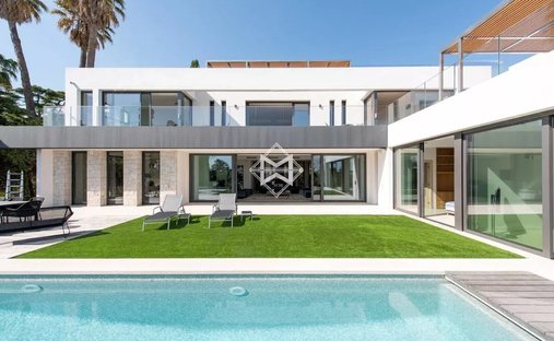Villa in La Source, Cannes, France 1