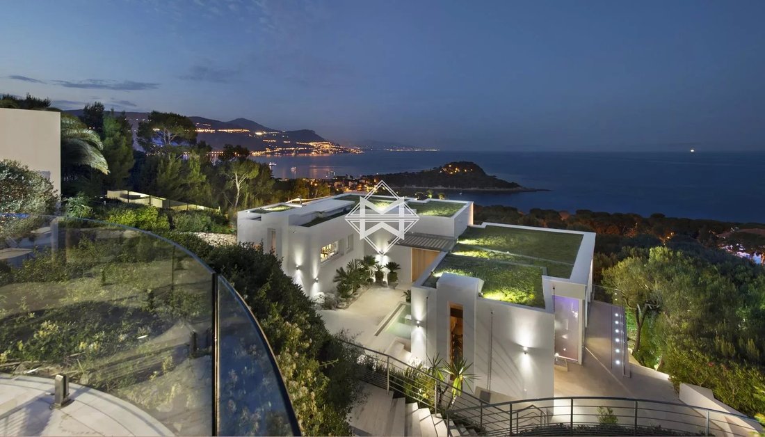 House in Saint-Jean-Cap-Ferrat, Provence-Alpes-Côte d'Azur, France 3 - 10832602