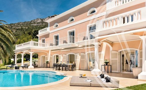 Villa in Cap-d'Ail, Provence-Alpes-Côte d'Azur, France 1