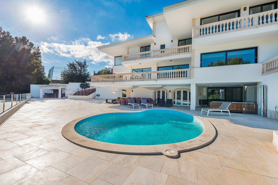 Villa in Son Vida, Palma, Balearic Islands 1 - 14948024