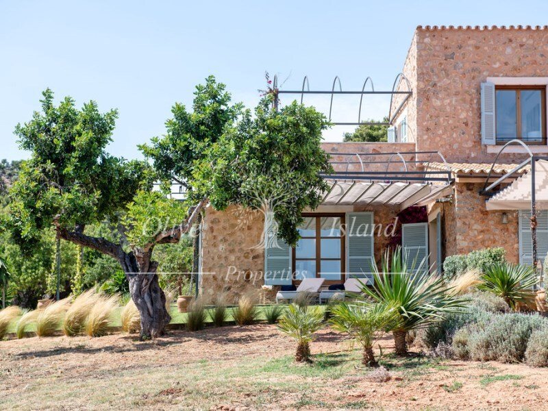 House in Santa Maria del Cami, Balearic Islands, Spain 2 - 14947549