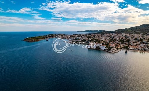 Haus in Spetses, Attika, Griechenland 1
