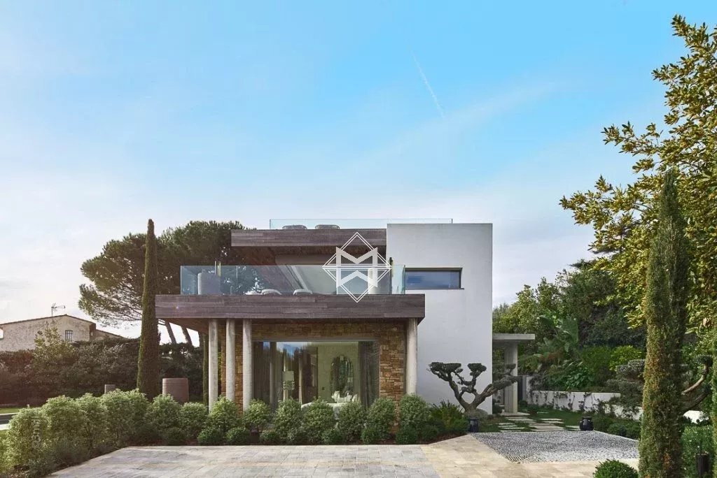 Villa in Antibes, Provence-Alpes-Côte d'Azur, France 4 - 12691281