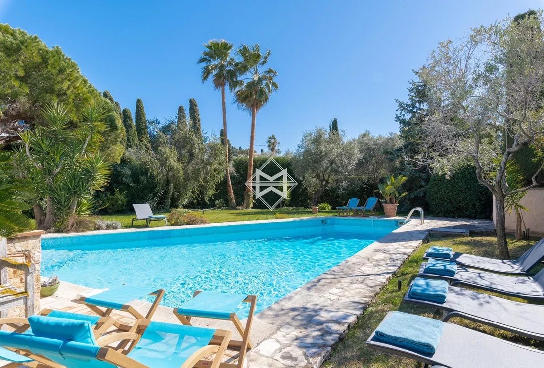 Villa in Antibes, Provence-Alpes-Côte d'Azur, France 4 - 10484066