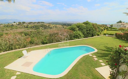 Villa en Vaug, Villeneuve-Loubet, Francia 1