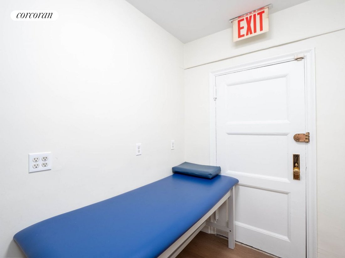 Co Op in New York, New York, United States 5 - 14947352