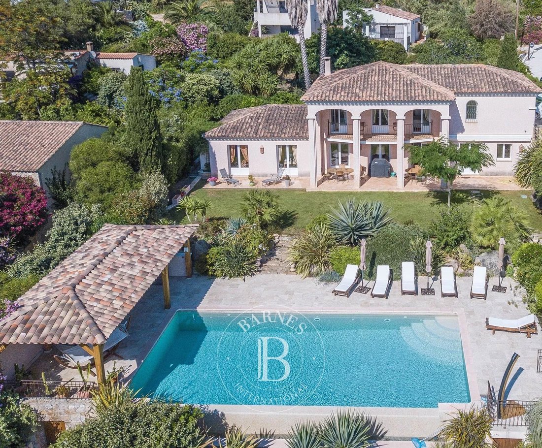 Villa in Lumio, Corsica, France 2 - 12960320