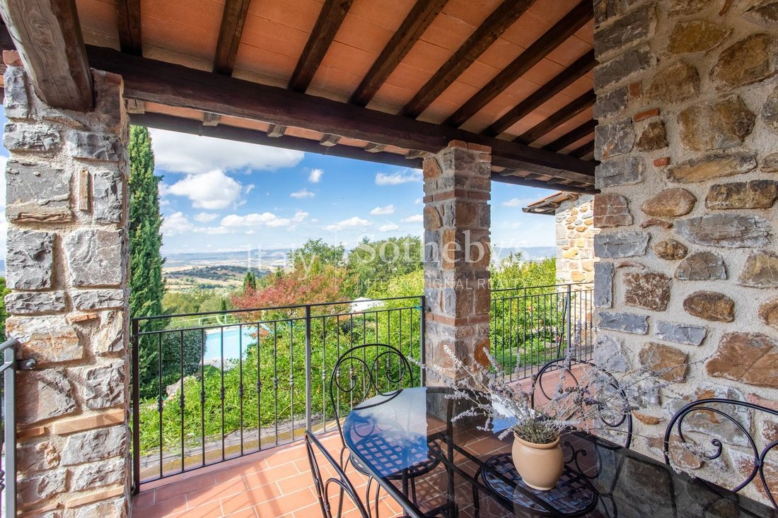 House in Manciano, Tuscany, Italy 2 - 10723281