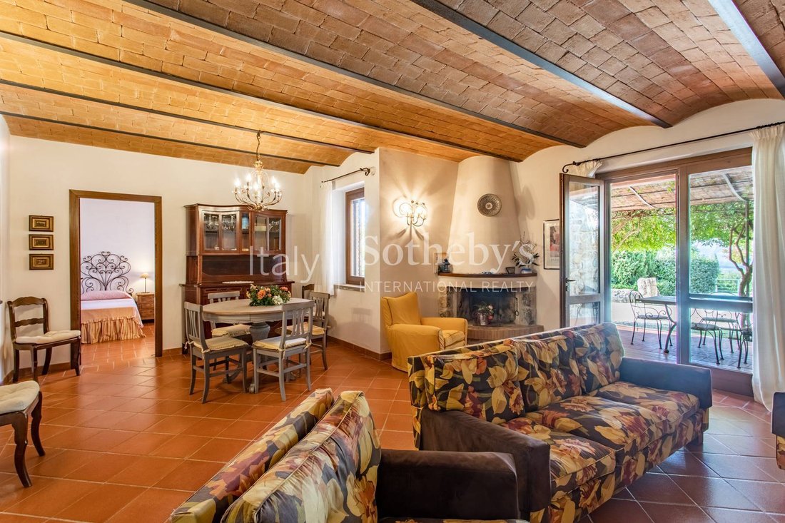 House in Manciano, Tuscany, Italy 5 - 10723281