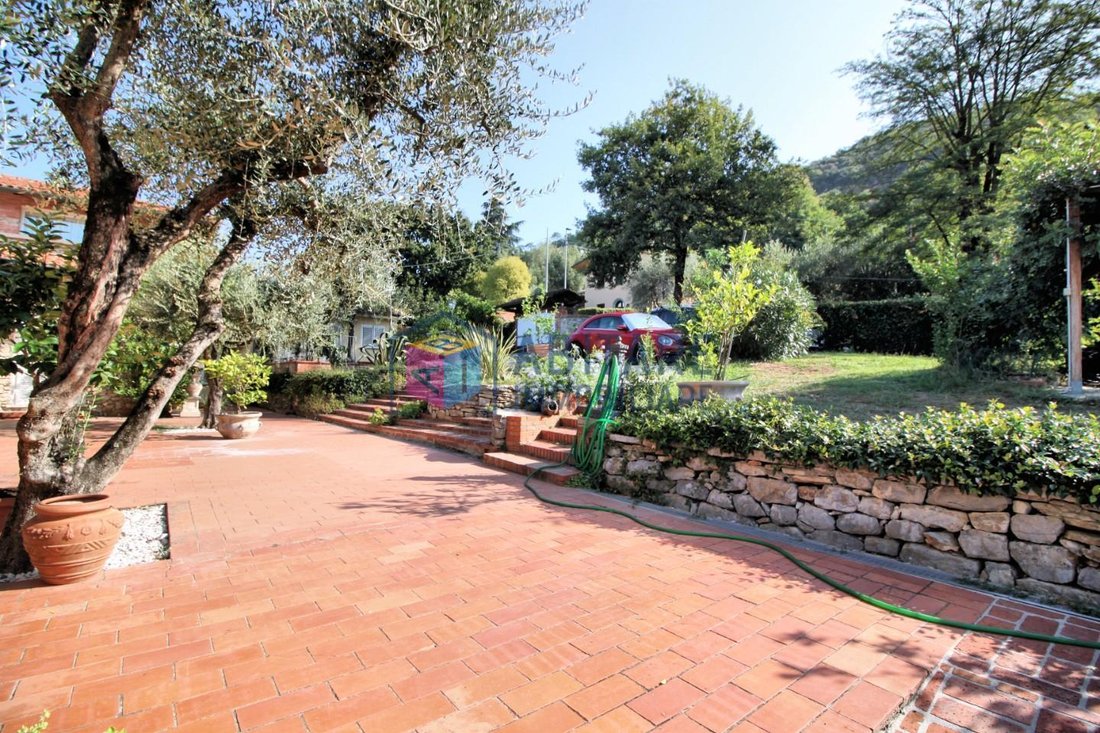 Villa in Montevettolini, Monsummano Terme, Tuscany 2 - 14948790