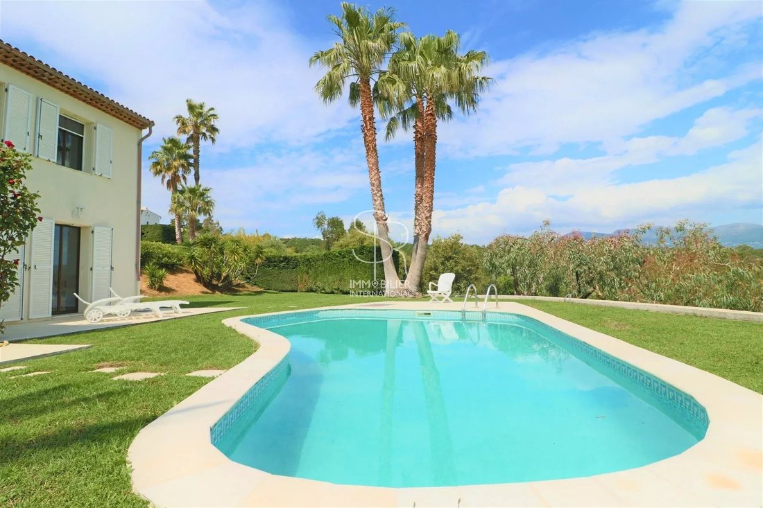 Villa in Vaug, Villeneuve-Loubet, France 5 - 12448585
