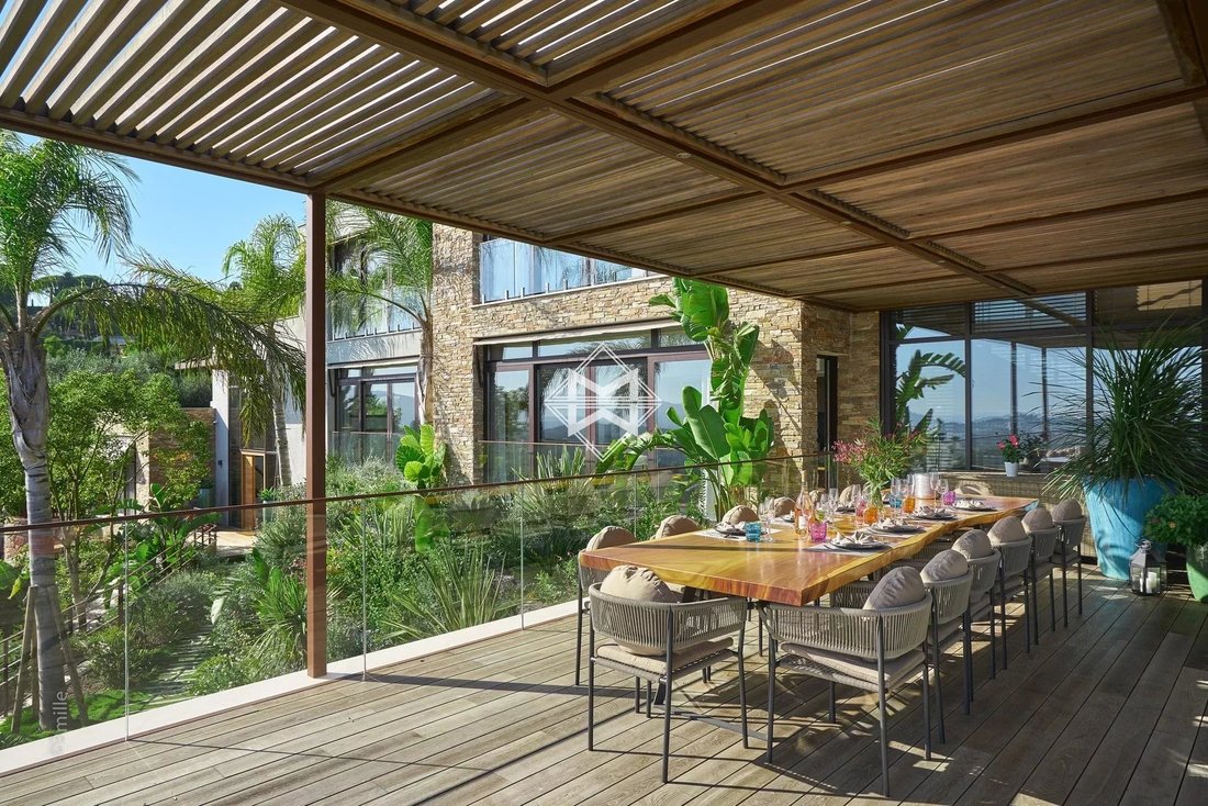 Villa in Mougins, Provence-Alpes-Côte d'Azur, France 2 - 10955370