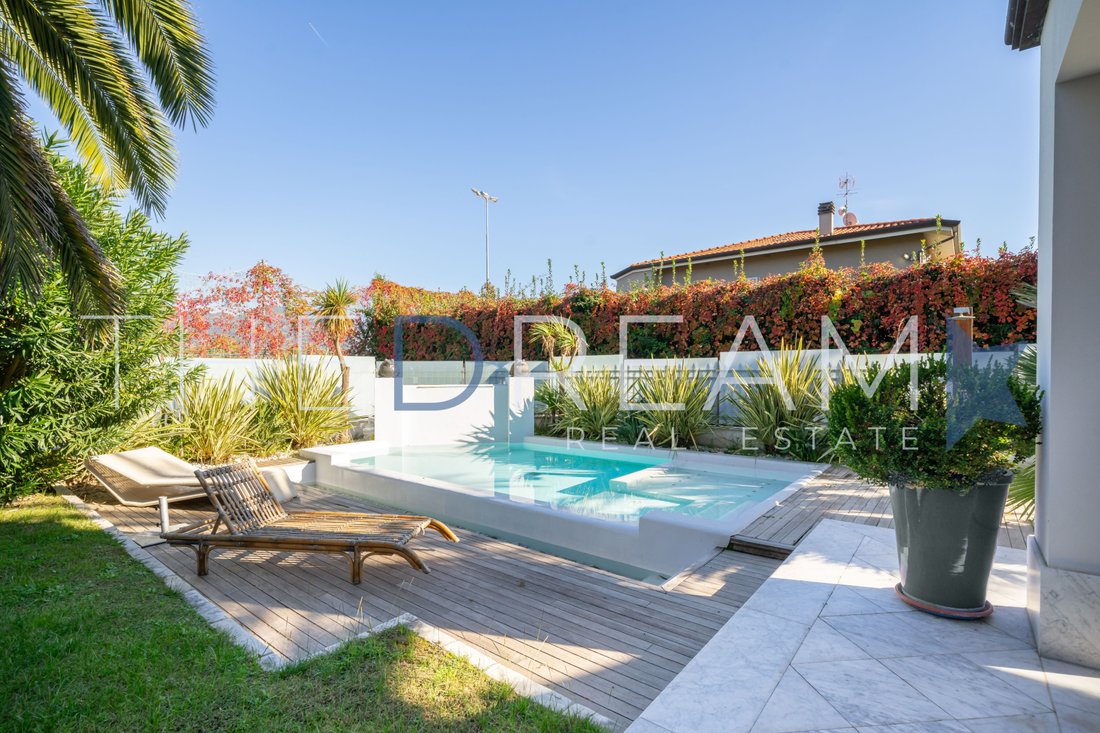 Villa in Center, Forte dei Marmi, Tuscany 3 - 14950592