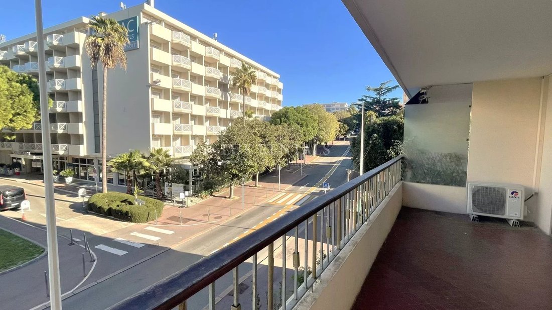 Apartment in Nation-Picpus, Paris 12e Arrondissement, Paris 1 - 14930774
