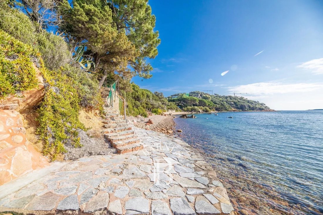 Villa in Lecci, Corsica, France 1 - 12952498
