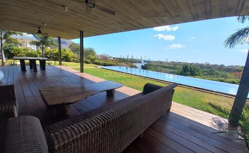 Villa in Tamarin, Rivière Noire District, Mauritius 1