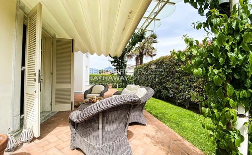 Villa in Pietrasanta, Toskana, Italien 1