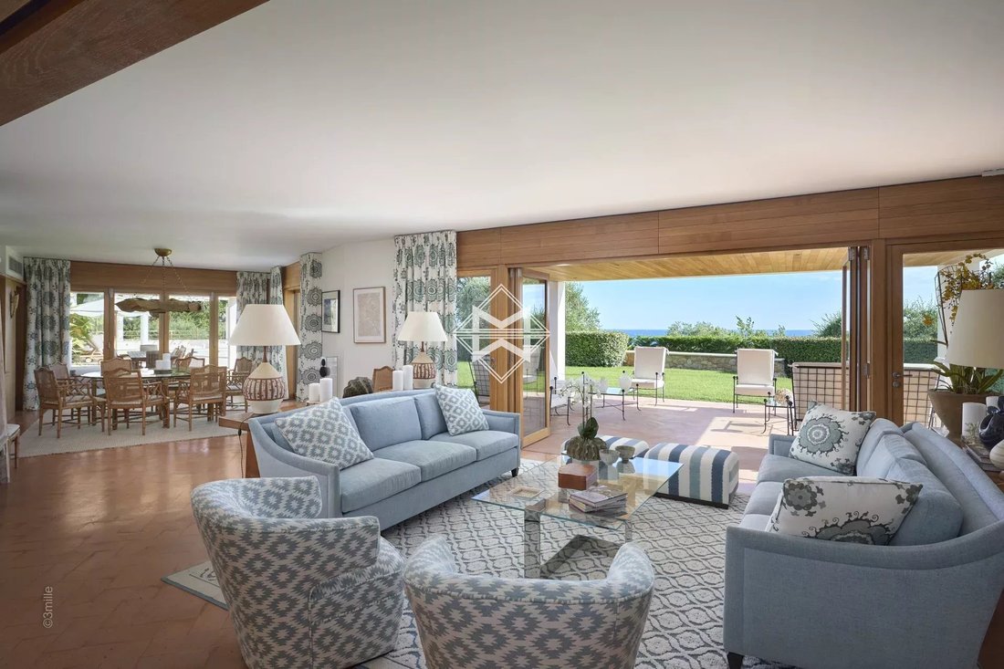 Villa in Cannes, Provence-Alpes-Côte d'Azur, France 4 - 12698361